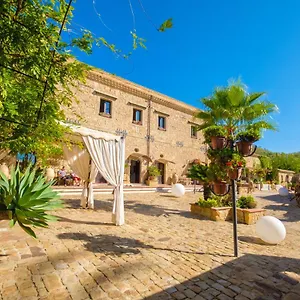 https://agriturismo-vecchia-masseria.sicilyhotelsitaly.net