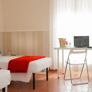https://ostello-des-artistes.it-romehotels.com