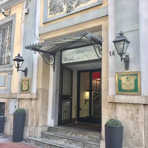 https://giglio-dell-opera.it-romehotels.com