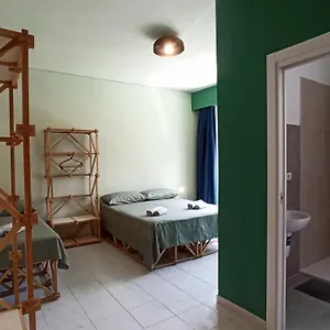 Gasthof Casa Base, Bari